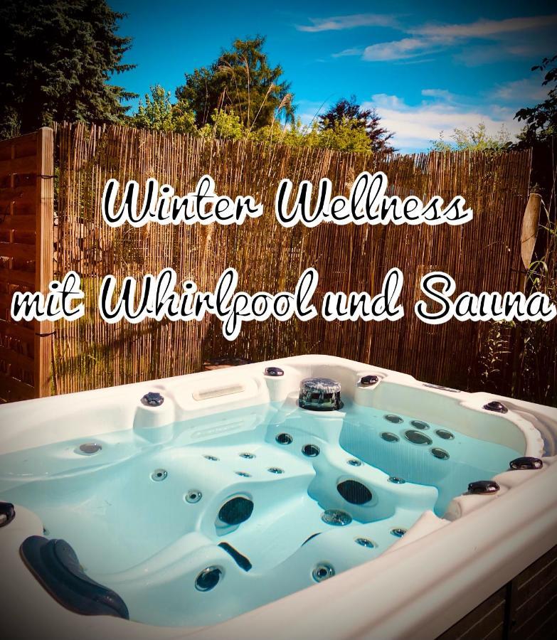 Gartenloft Mit Outdoor Whirlpool Und Garten Petershagen-Eggersdorf 외부 사진